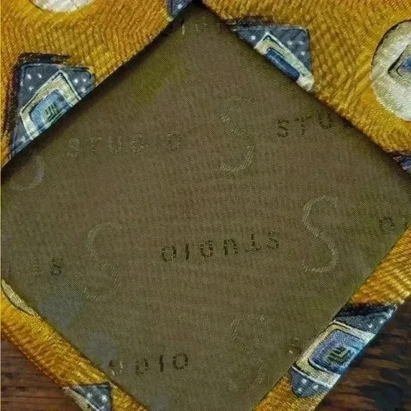 Robert Talbott Studios Gold Blue Geometric Neck Tie Imported Silk - Picture 4 of 6